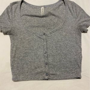 Sunday best cropped heather grey button up t-shirt